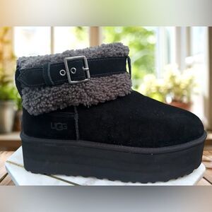 UGG Ultra Mini Belted Roller Boots Black Suede Shearling Platform Women’s 12 EU